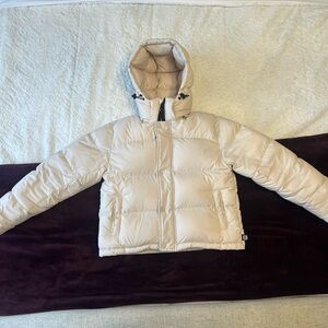 ARITZIA THE SUPER PUFF SHORTY COAT